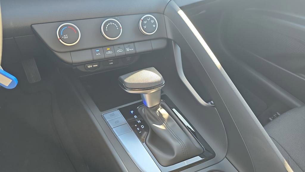 New 2026 Hyundai Elantra SE FWD image 21