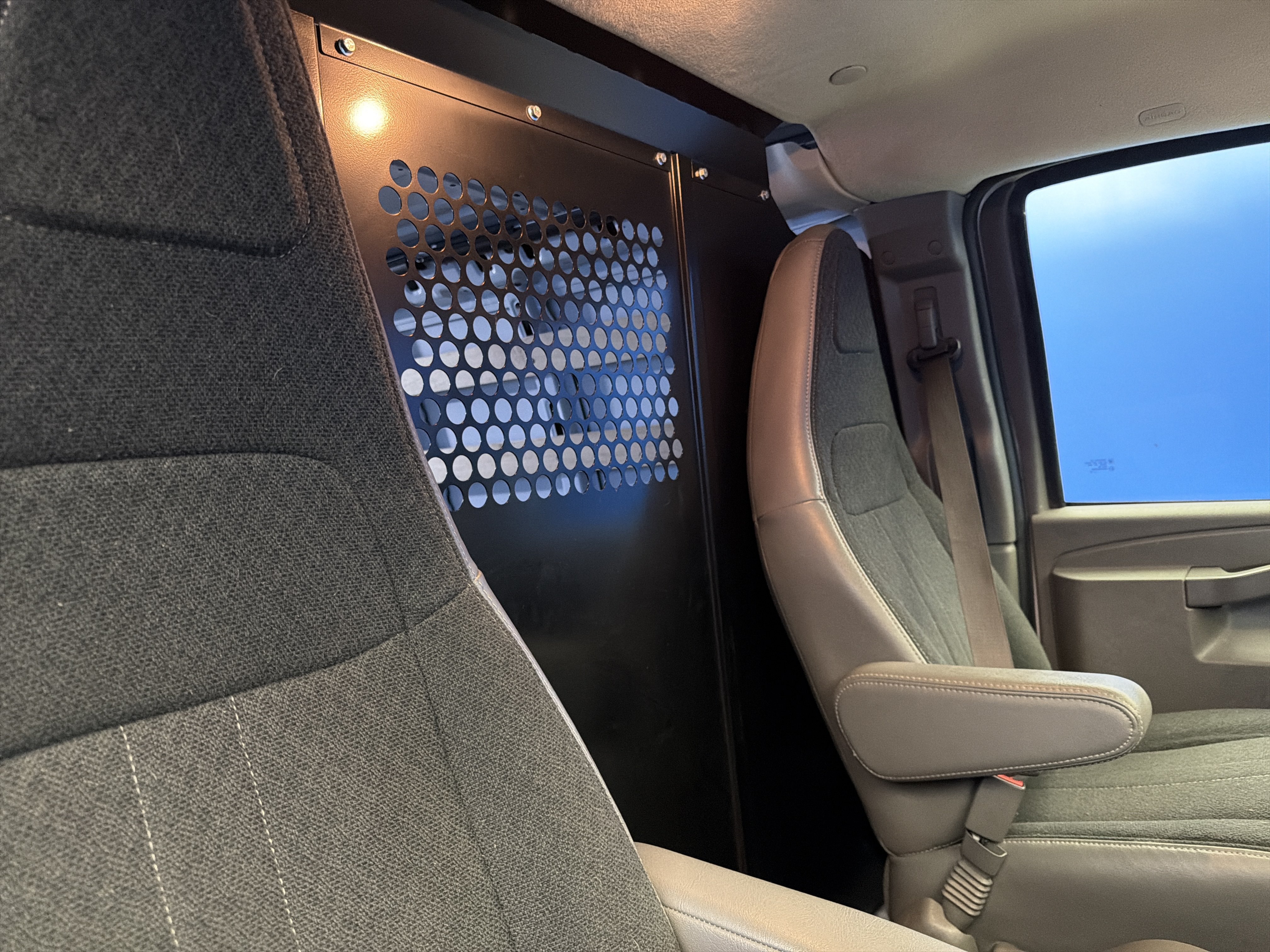 Used 2024 Chevrolet Express 2500 w/ Driver Convenience Package RWD image 23