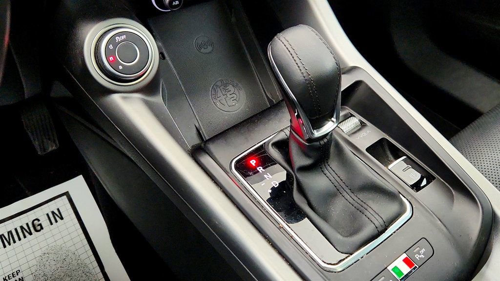 Used 2024 Alfa Romeo Tonale Ti image 19