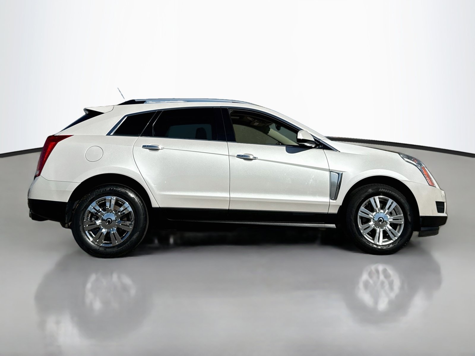 Used 2015 Cadillac SRX Luxury AWD/4WD image 9