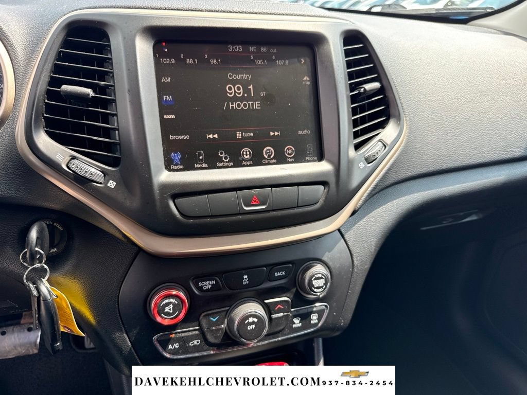 Used 2014 Jeep Cherokee Latitude FWD image 16
