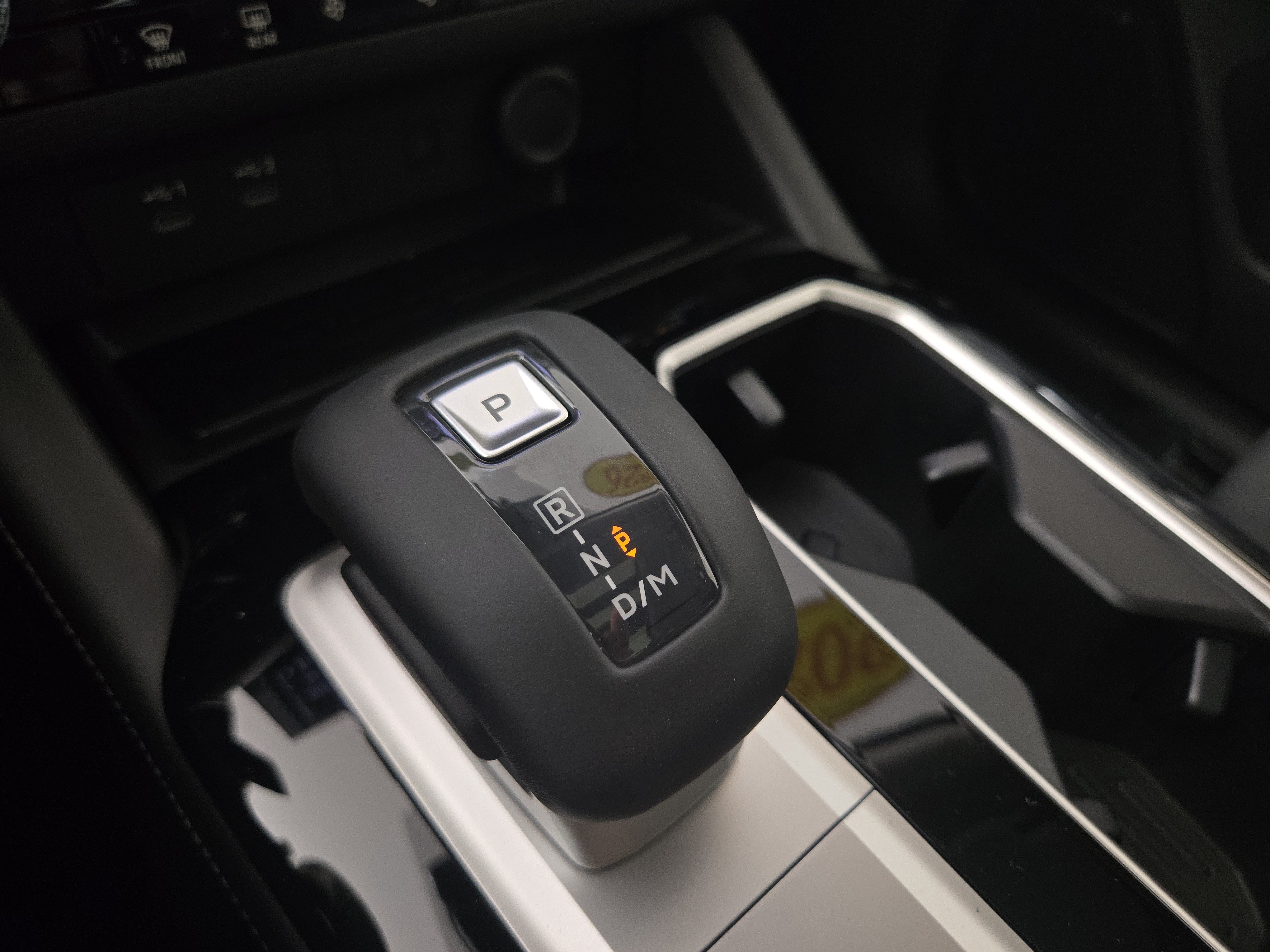 New 2026 Mitsubishi Outlander AWD image 24