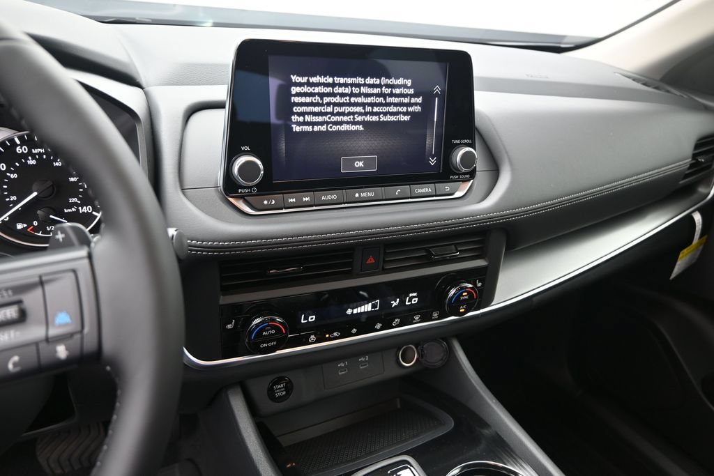 New 2026 Nissan Rogue Dark Armor AWD/4WD image 22