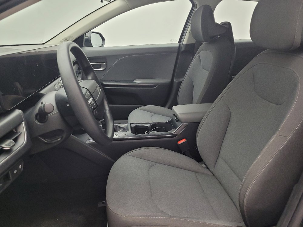 Used 2025 Kia K4 FWD image 17