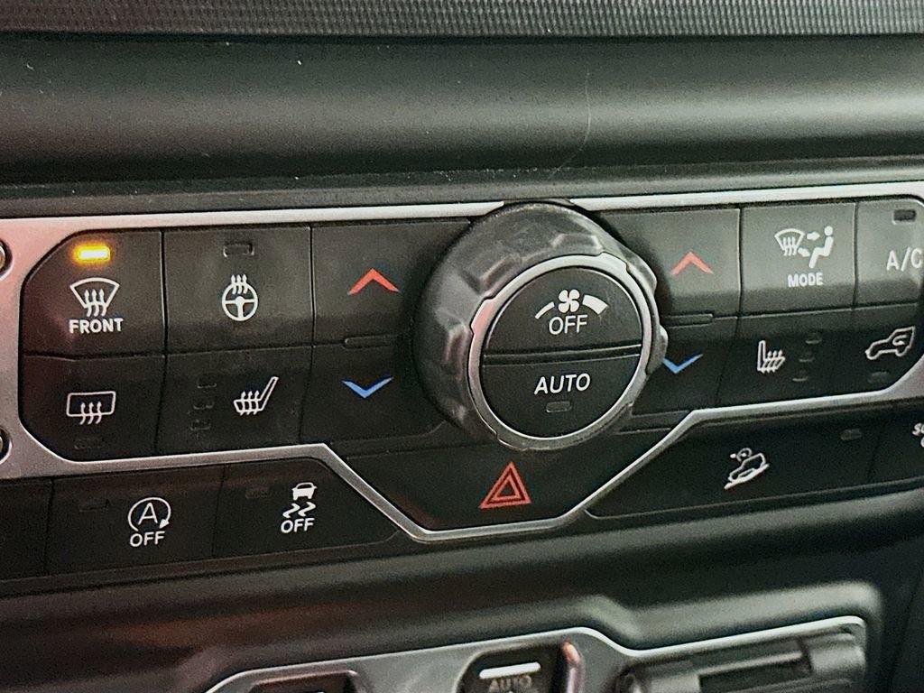 Certified 2018 Jeep Wrangler Unlimited Sport S image 28