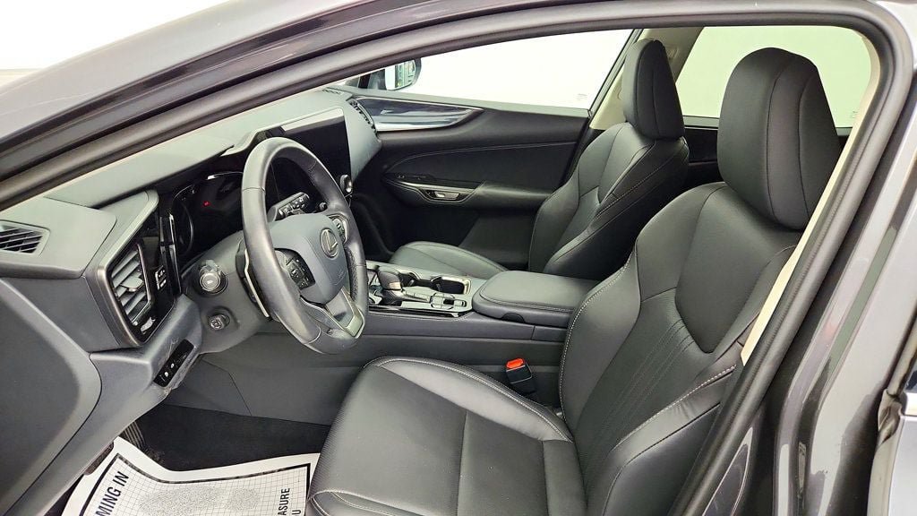 Used 2025 Lexus NX 350 AWD w/ Accessory Package (2T) image 17