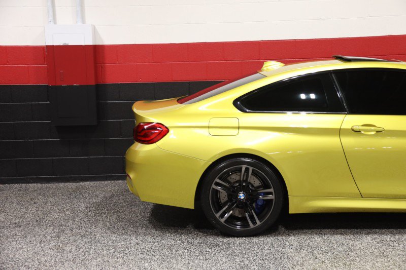 Used 2019 BMW M4 Coupe w/ Executive Package RWD image 6
