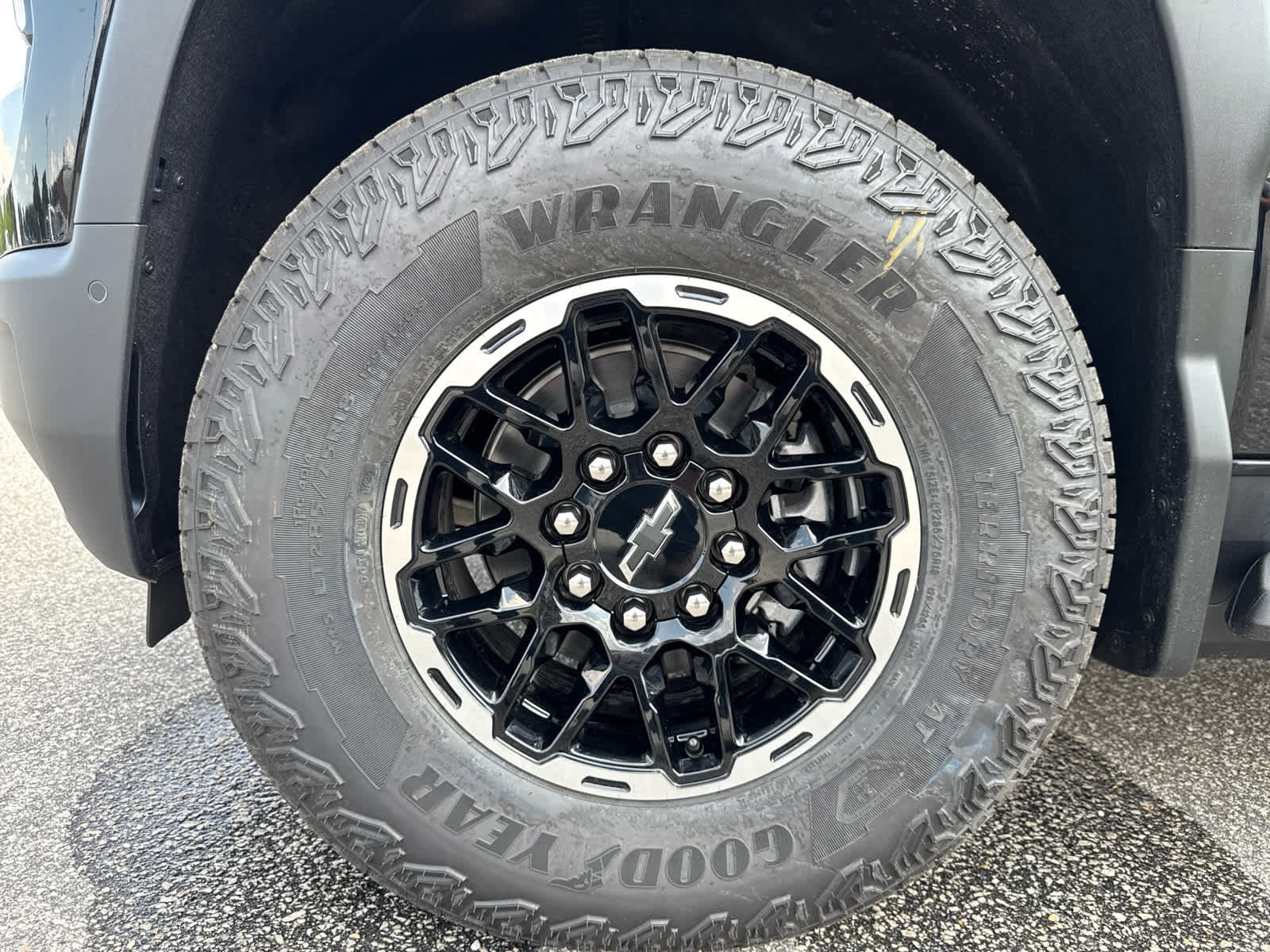 New 2026 Chevrolet Silverado EV Trail Boss w/ Premium Package image 33