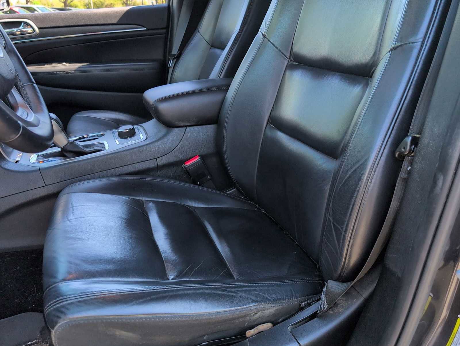 Used 2018 Jeep Grand Cherokee Limited image 14