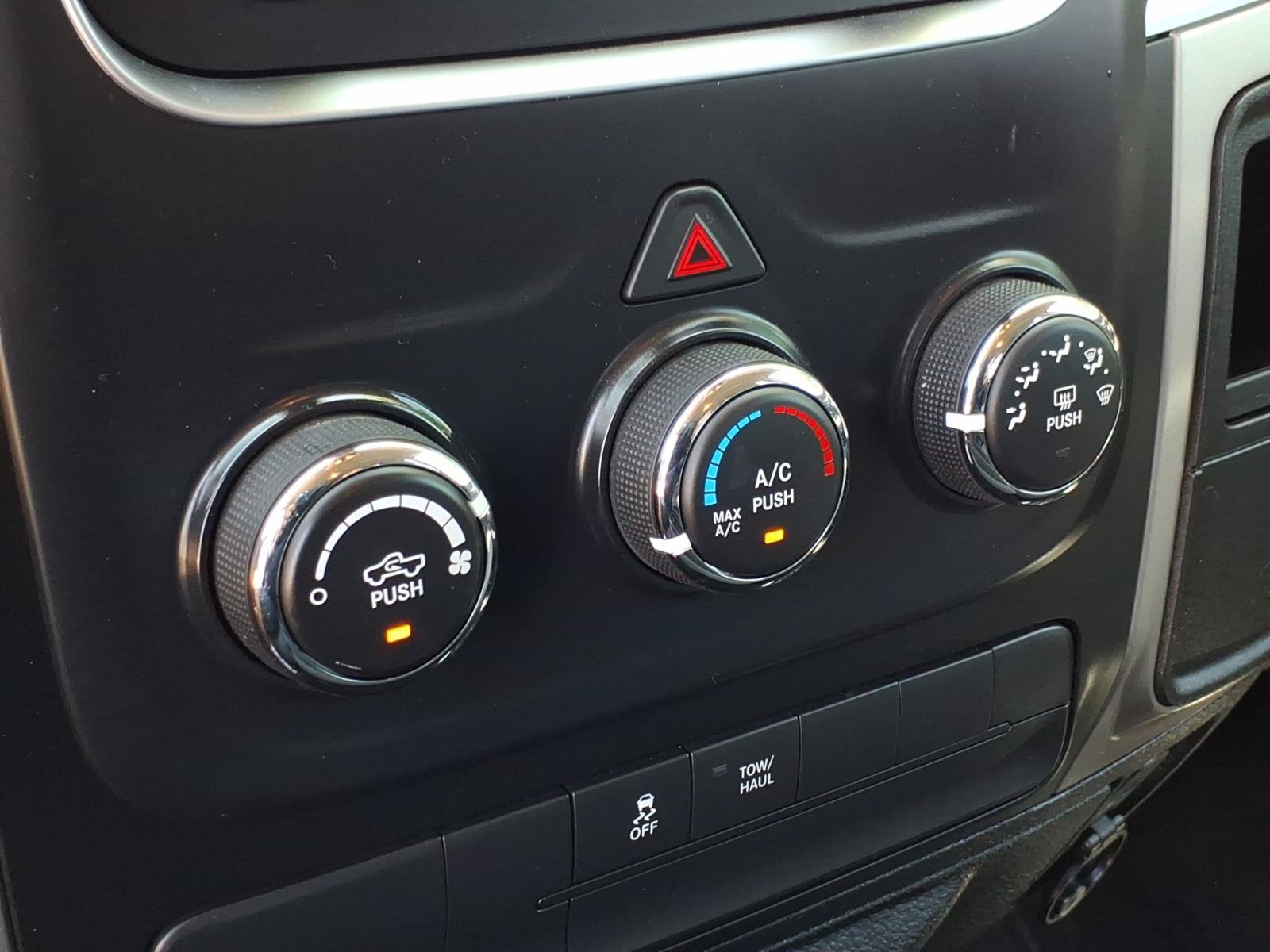 Used 2016 RAM 1500 Classic SLT RWD image 32
