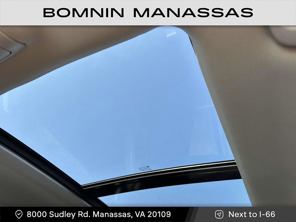 Used 2019 GMC Terrain SLT w/ Preferred Package image 17