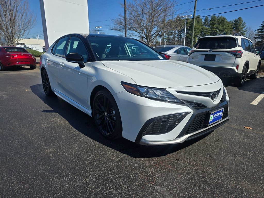 Used 2024 Toyota Camry XSE w/ Navigation Package image 11