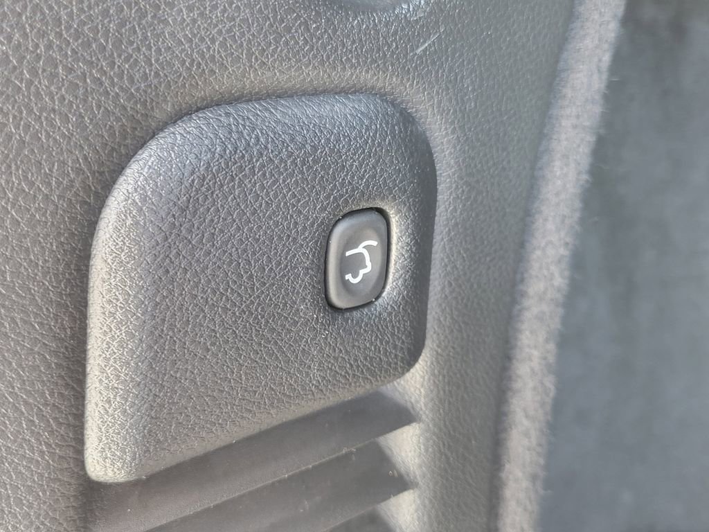 Used 2023 Dodge Durango R/T w/ Blacktop Package RWD image 23