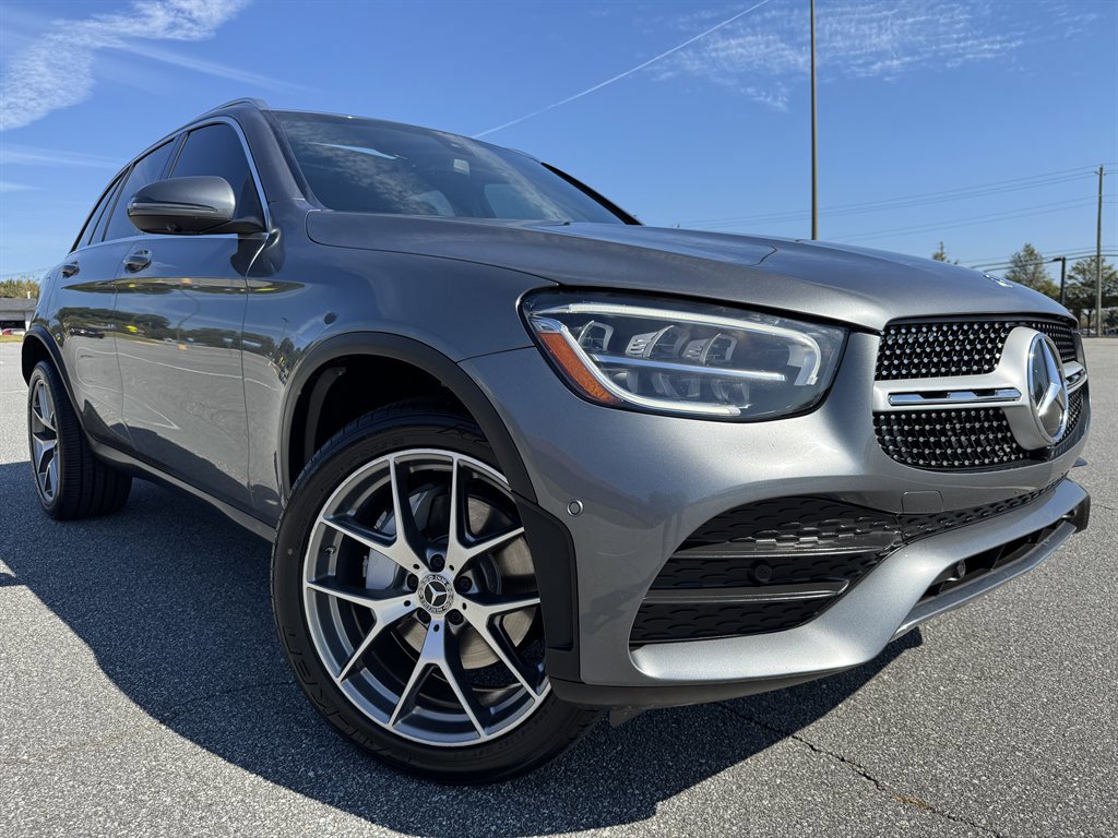 Used 2021 Mercedes-Benz GLC 300 4MATIC w/ AMG Line image 12