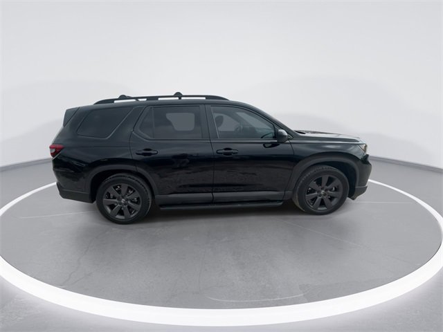 Used 2023 Honda Pilot Sport image 12