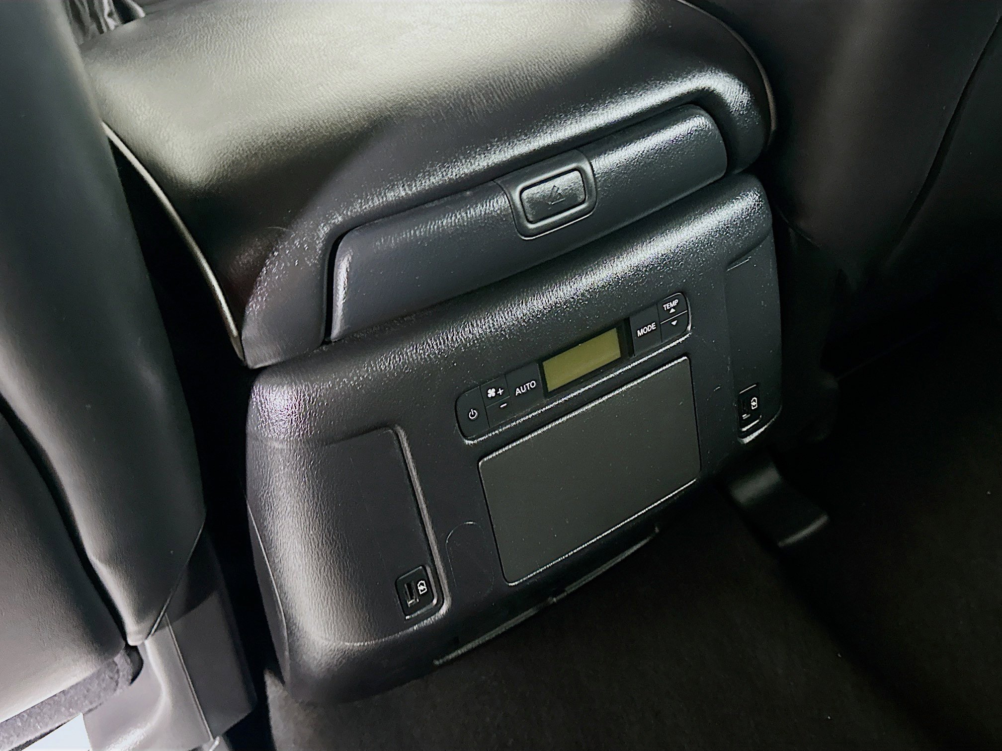 Used 2024 INFINITI QX80 Luxe image 28