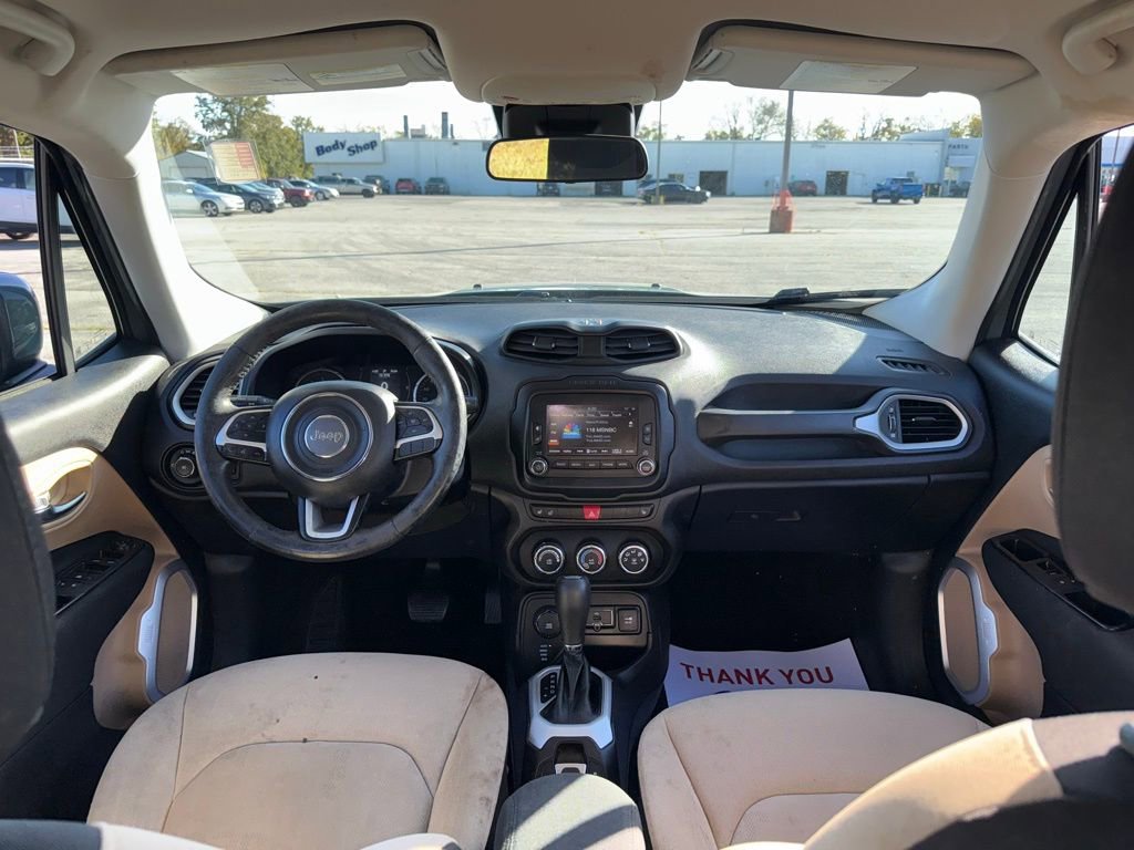 Used 2016 Jeep Renegade Latitude image 14