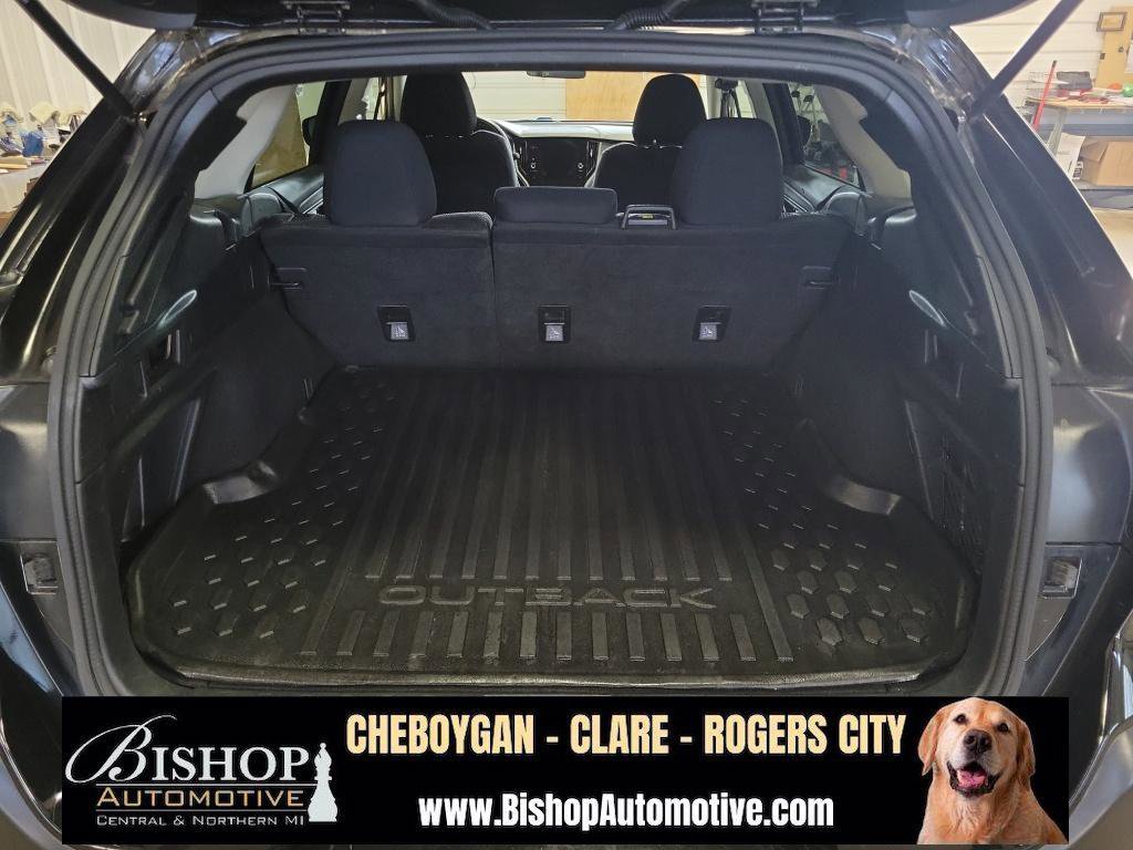 Used 2023 Subaru Outback Premium image 32