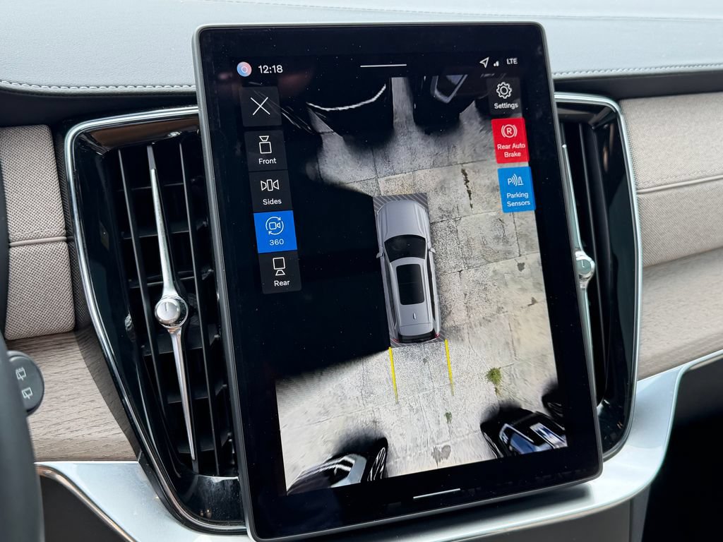 New 2026 Volvo XC90 B6 Plus w/ Protection Package Premier AWD/4WD image 24