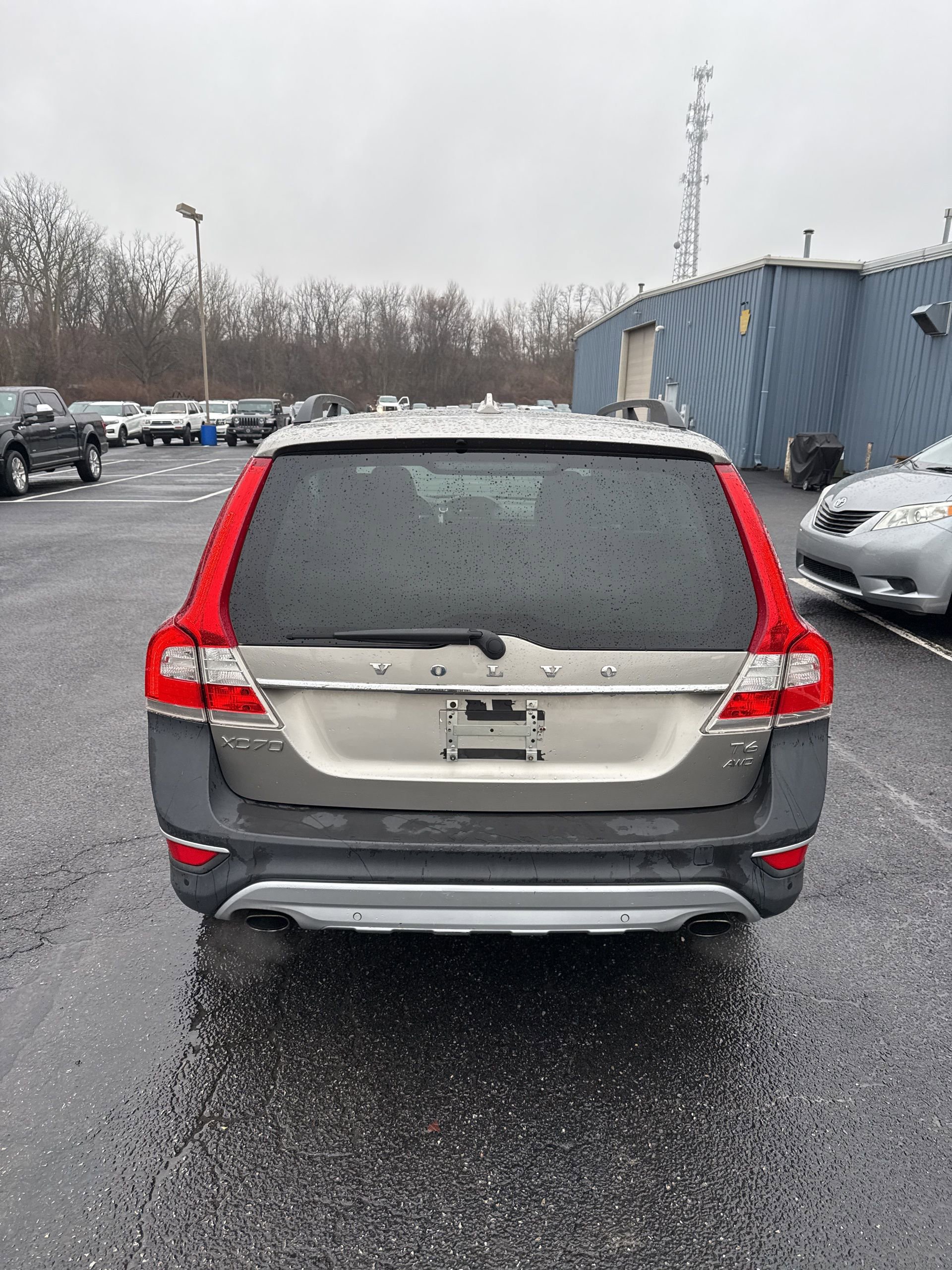 Used 2014 Volvo XC70 T6 image 5