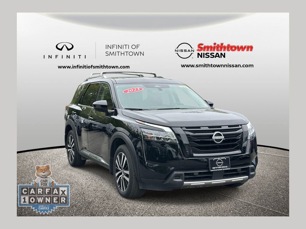 Used 2023 Nissan Pathfinder Platinum w/ Black Appearance Package AWD/4WD image 1