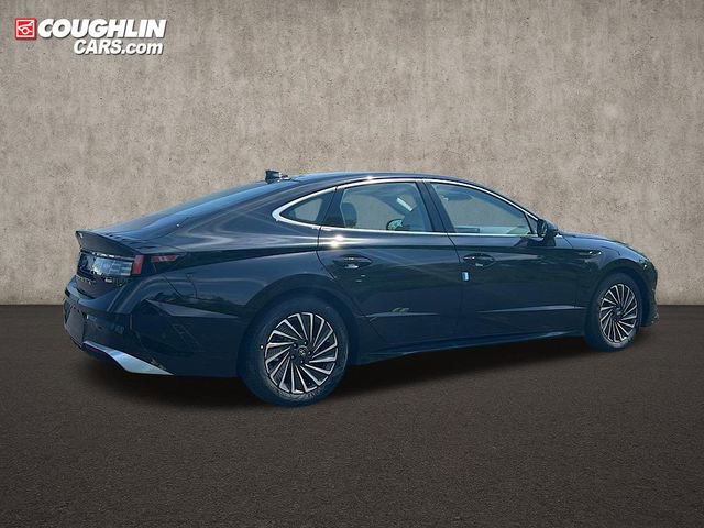 New 2025 Hyundai Sonata Limited image 5