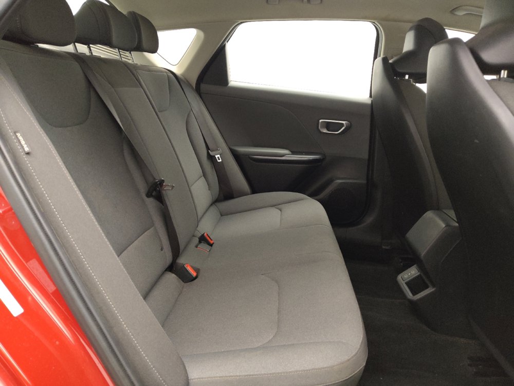 Used 2025 Kia K4 FWD image 19