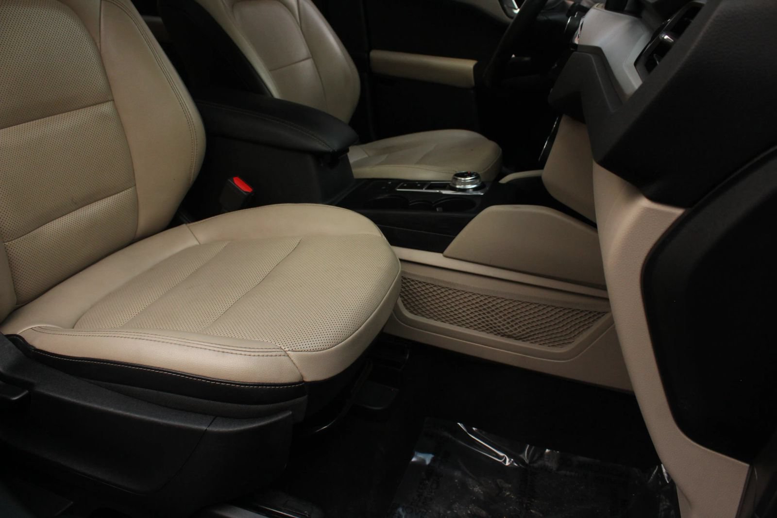 Used 2020 Ford Escape SEL AWD/4WD image 27