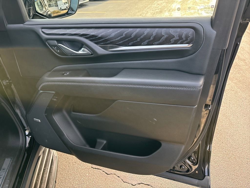 Certified 2023 GMC Yukon XL Denali image 26