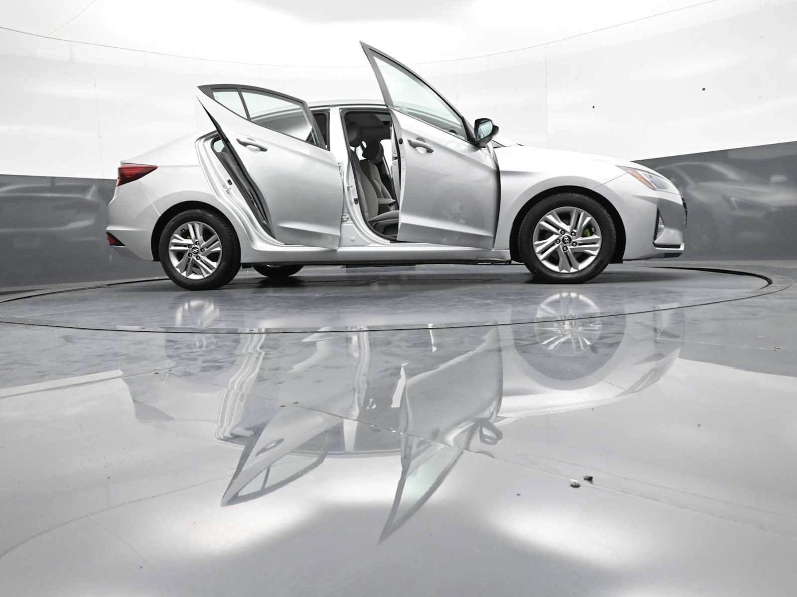Used 2019 Hyundai Elantra Value Edition FWD image 48
