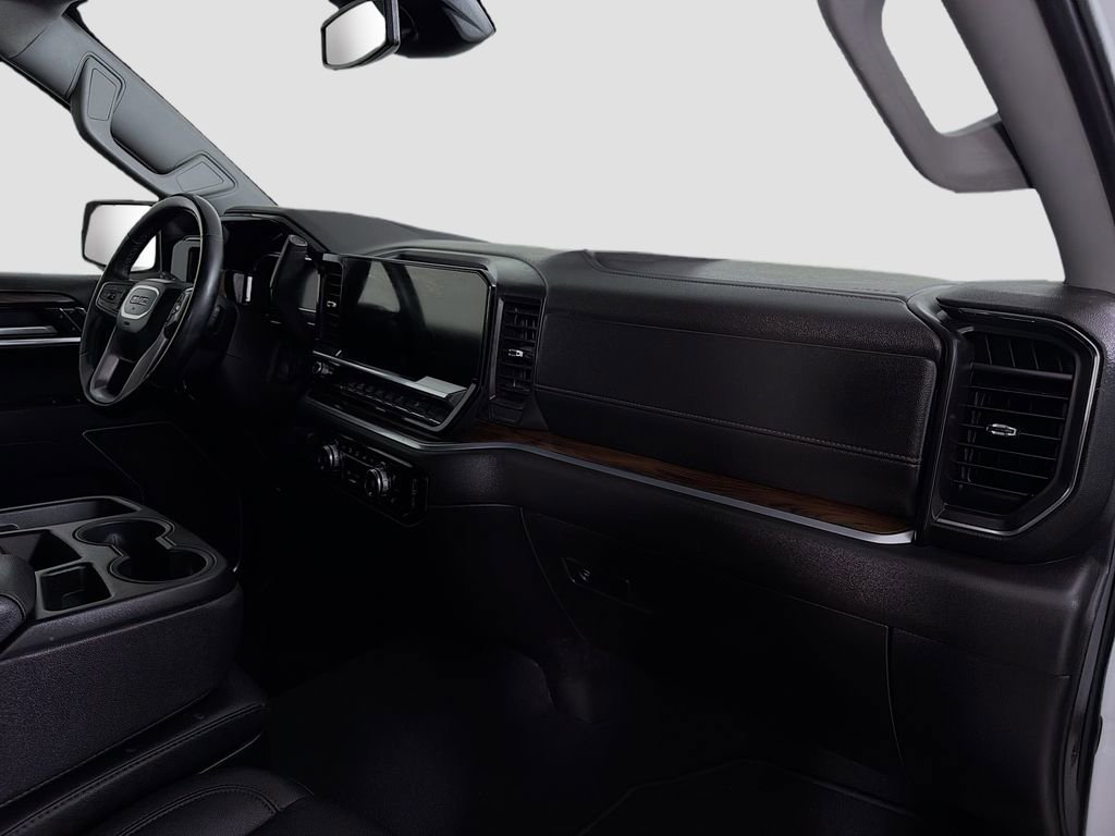 Used 2025 GMC Sierra 1500 SLT image 29