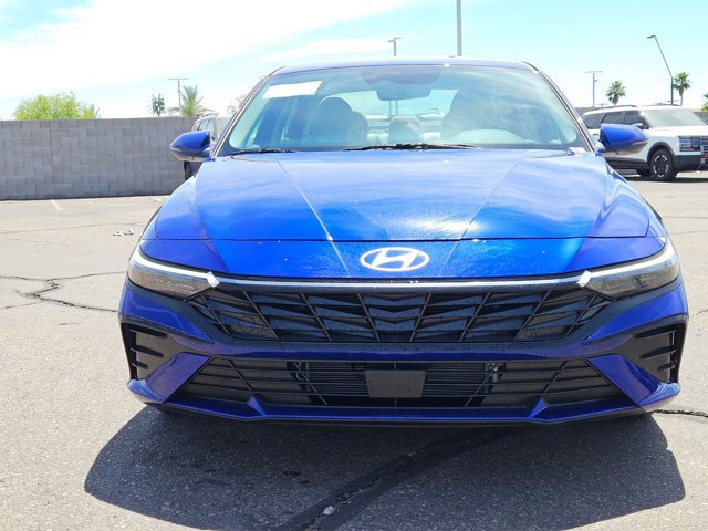 New 2026 Hyundai Elantra Limited FWD image 6