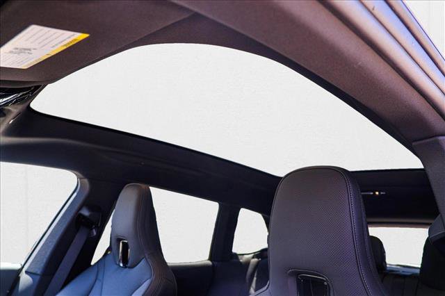 New 2026 BMW iX xDrive60 w/ Premium Package image 11