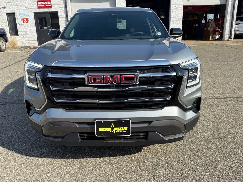 New 2026 GMC Terrain Elevation w/ LPO, Floor Liner Package image 18