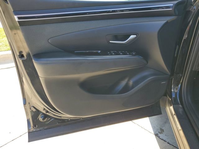 Used 2022 Hyundai Santa Cruz Limited image 13