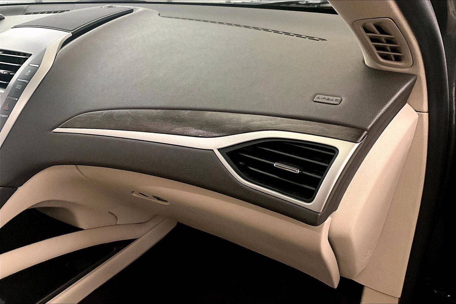 Used 2019 Lincoln MKZ Reserve image 15