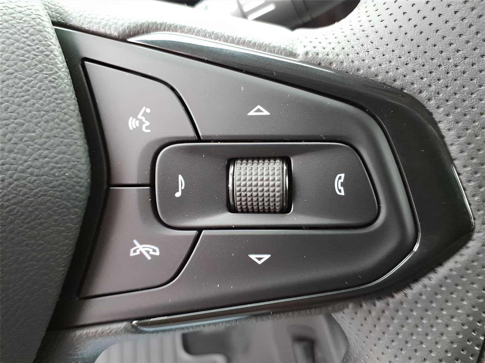 New 2026 Chevrolet TrailBlazer LS w/ LS Convenience Package image 18