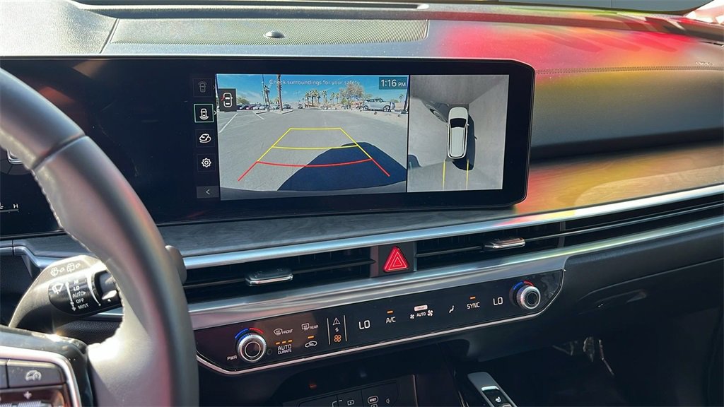 Certified 2025 Kia Sorento SX image 15
