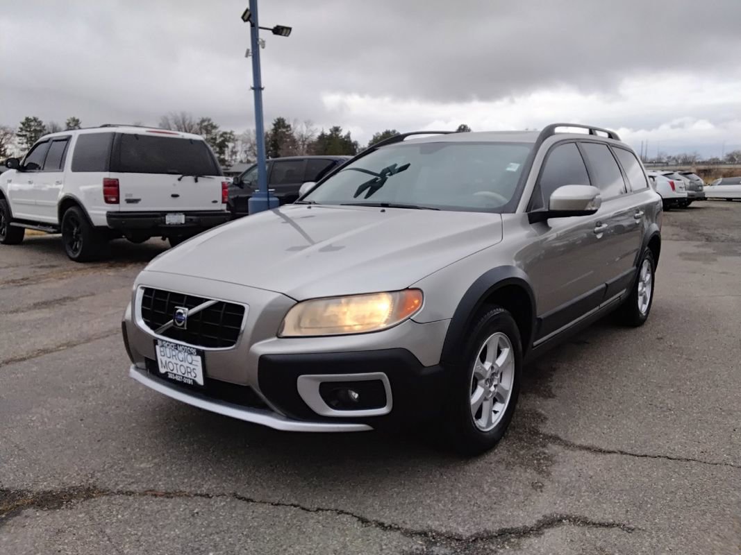 Used 2008 Volvo XC70 3.2 image 1