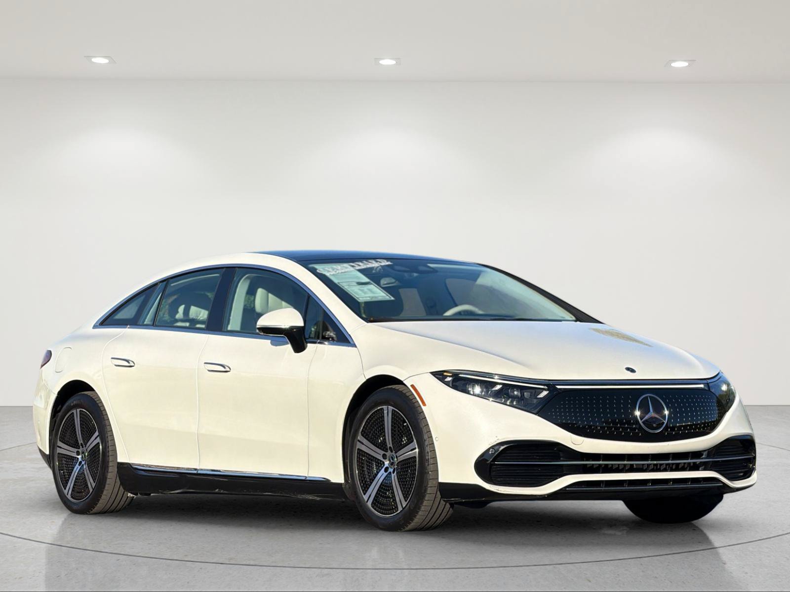 Used 2022 Mercedes-Benz EQS 450+ Sedan image 7