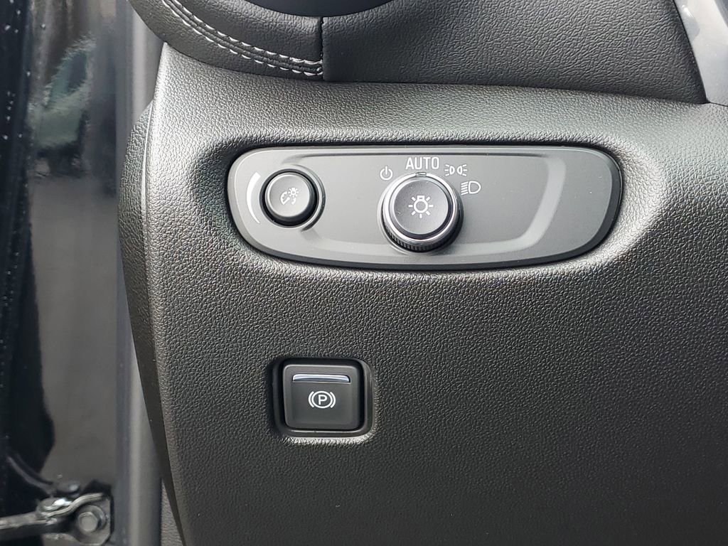 Used 2023 Chevrolet Blazer LT w/ Convenience Package image 8