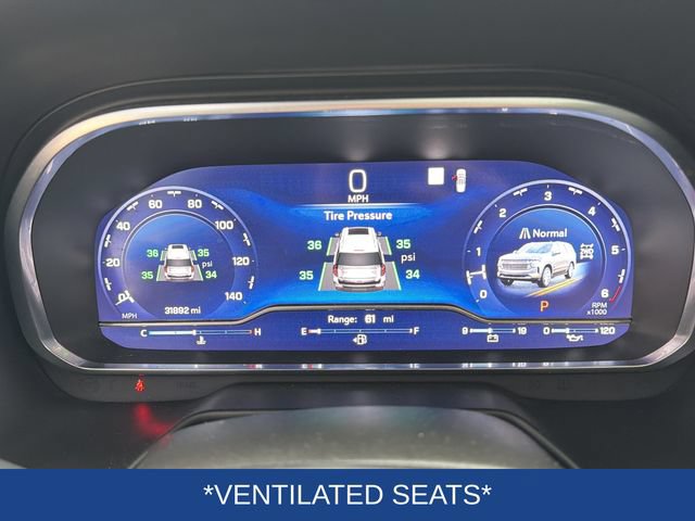 Certified 2024 Chevrolet Suburban High Country w/ Premium Package AWD/4WD image 9