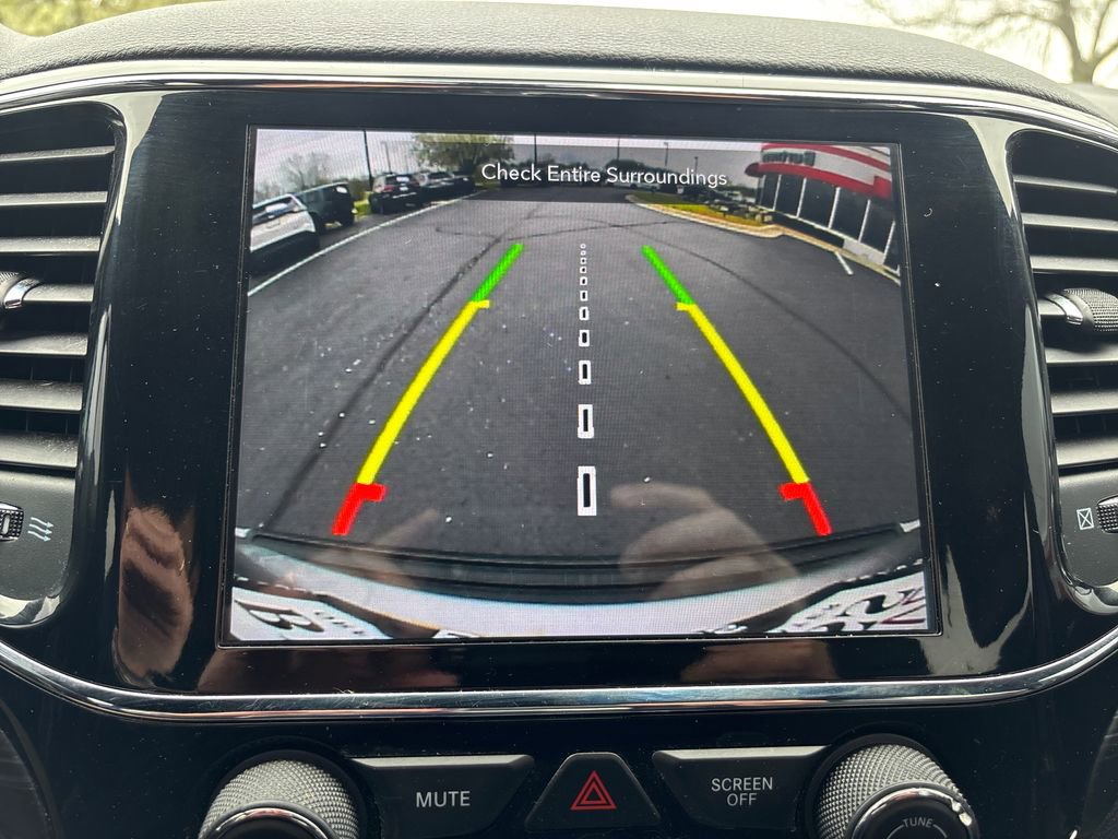 Used 2020 Jeep Grand Cherokee Altitude AWD/4WD image 22