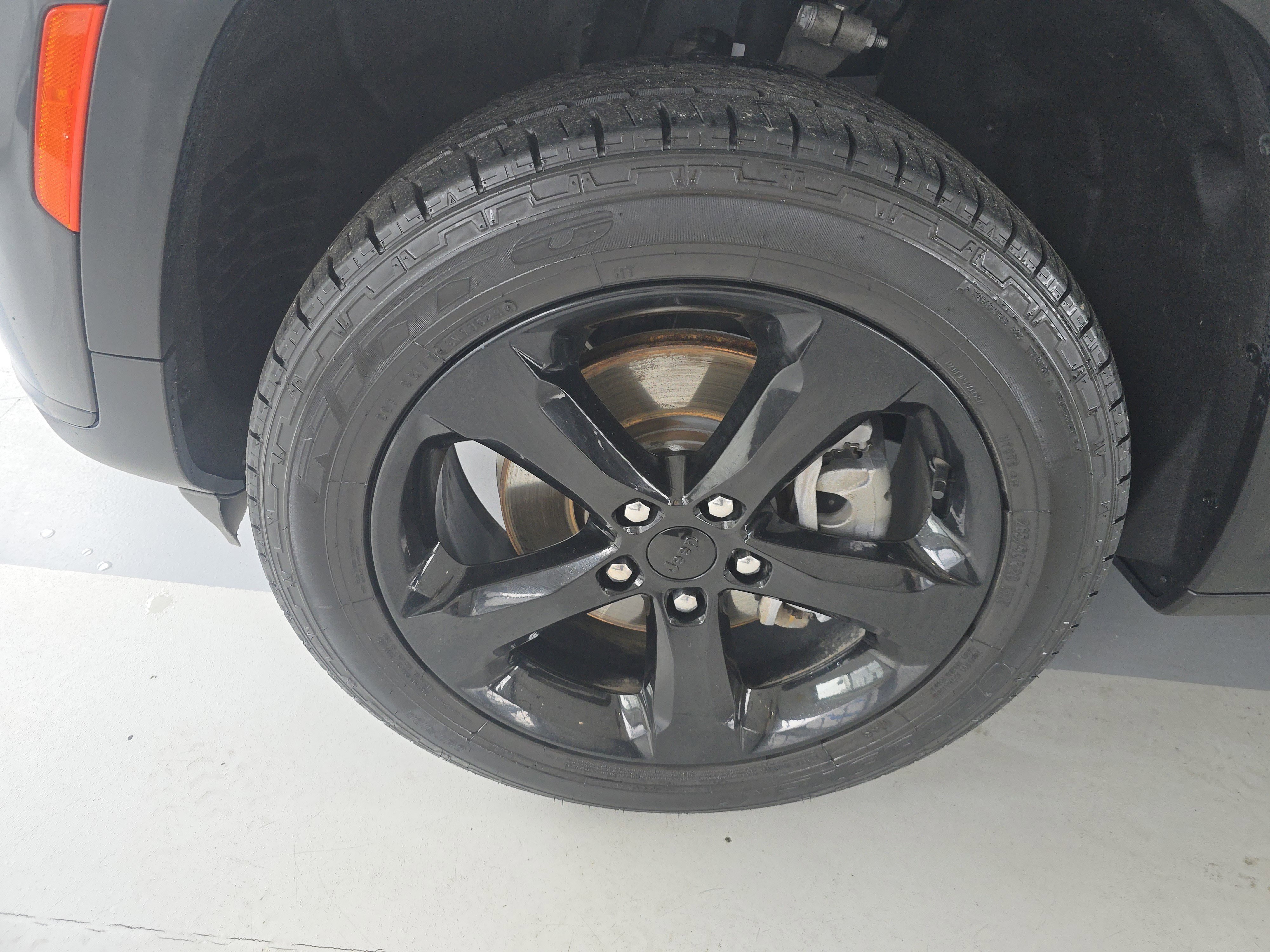 Used 2021 Jeep Grand Cherokee L Altitude image 12