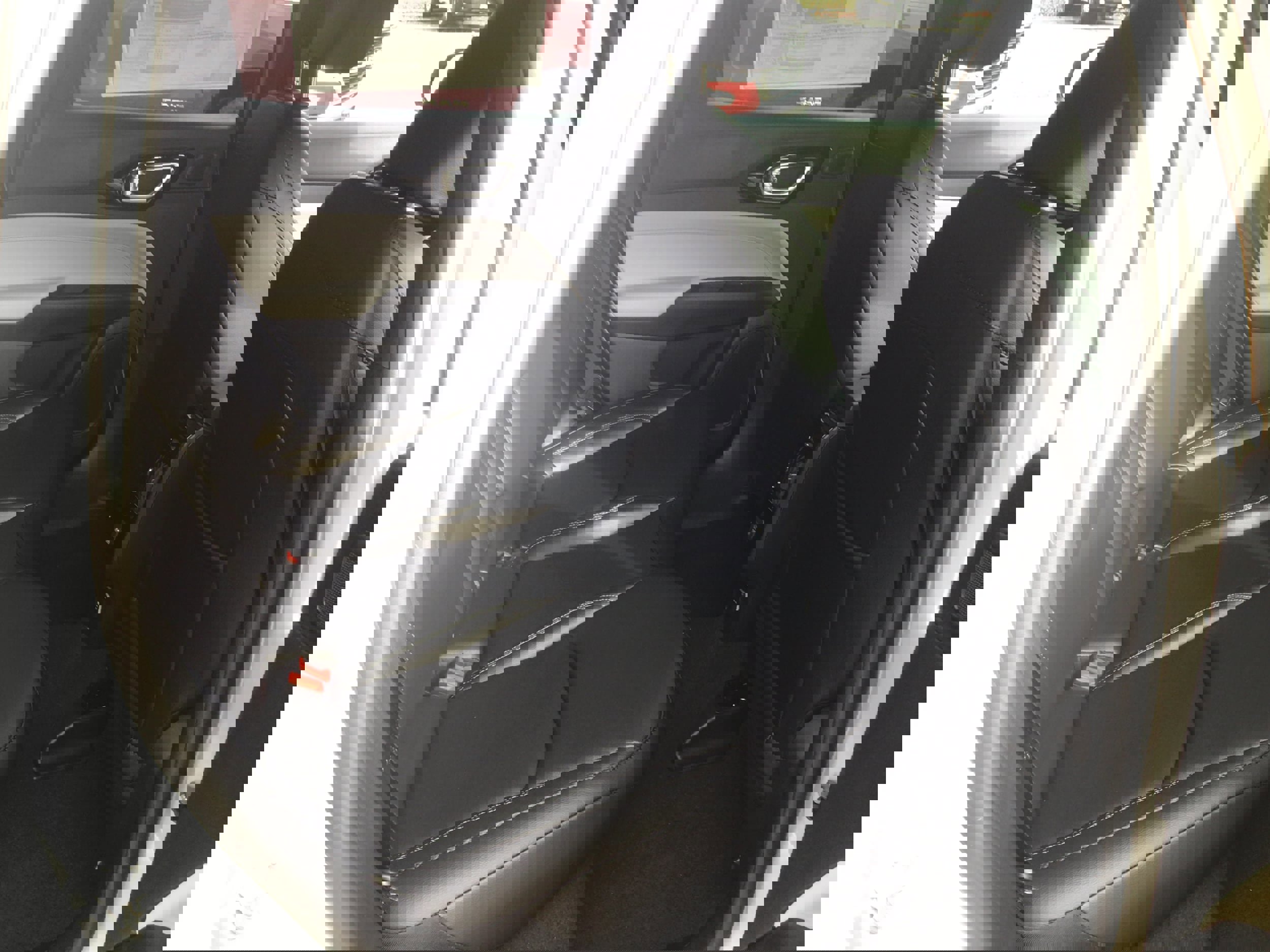 New 2026 Jeep Compass Limited w/ Sun, Sound & Navigation Group image 8