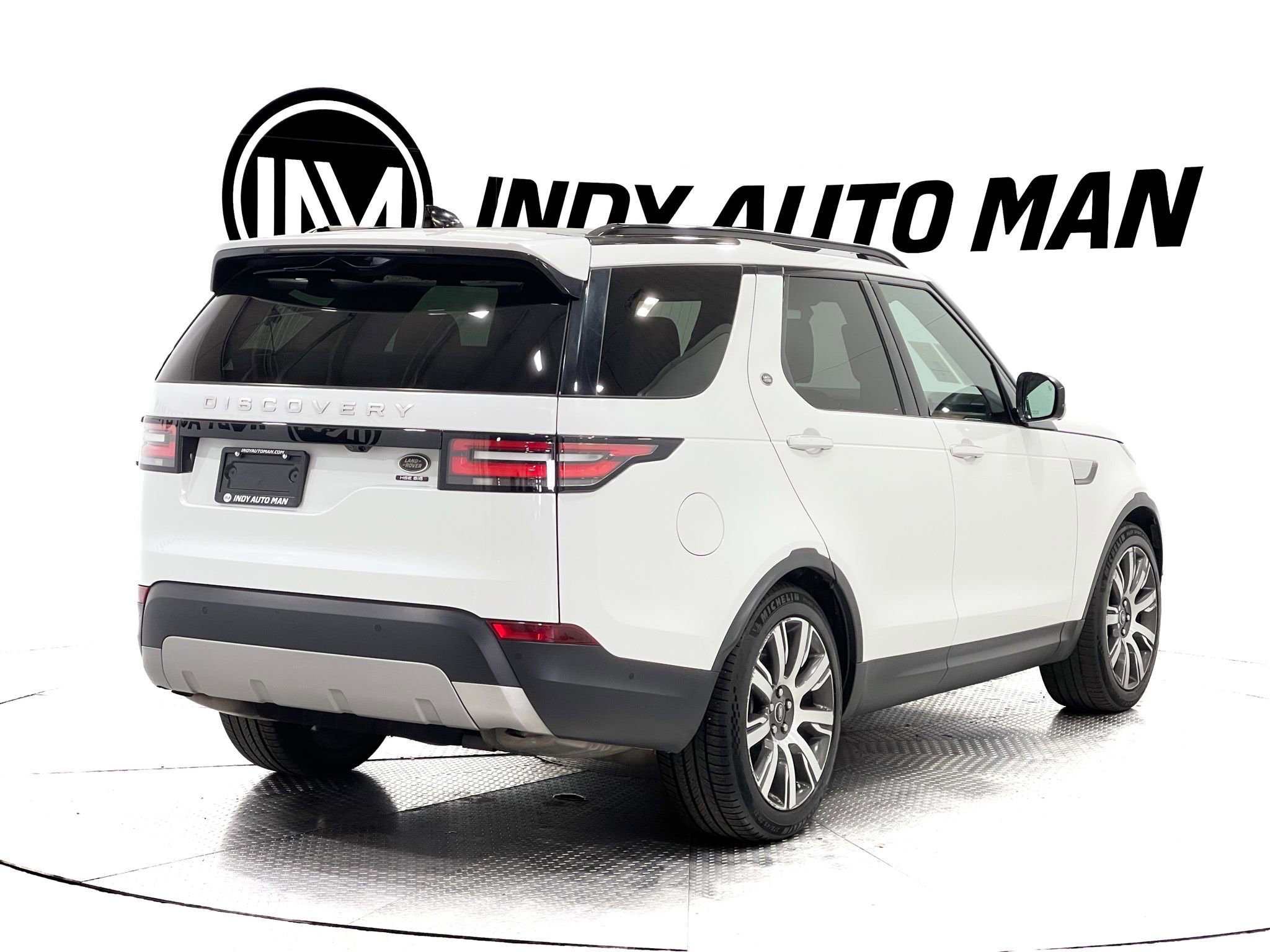 Used 2018 Land Rover Discovery HSE Luxury AWD/4WD image 4