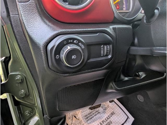 Used 2023 Jeep Wrangler Rubicon w/ Cold Weather Group image 13