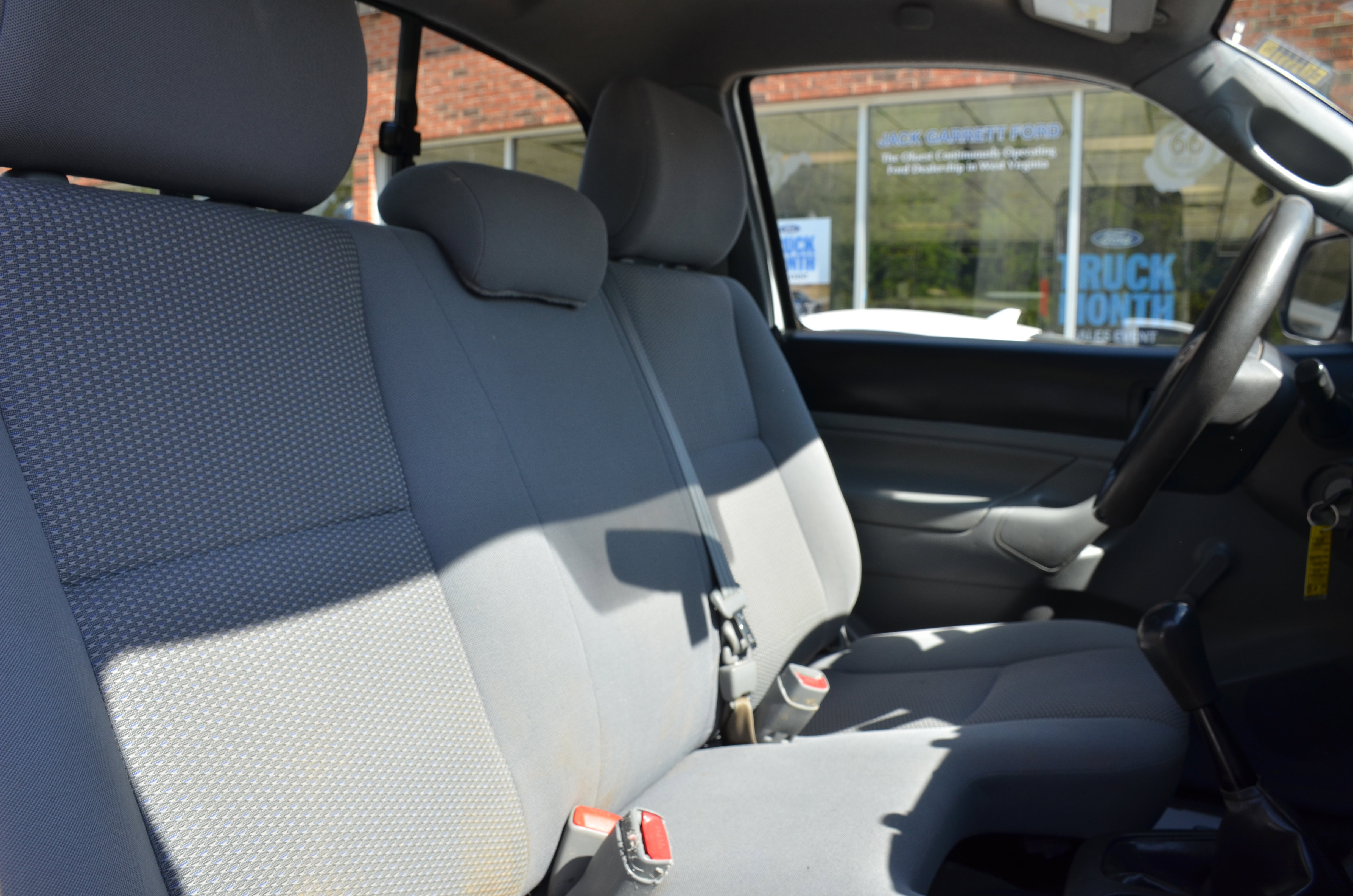 Used 2012 Toyota Tacoma 4x4 Regular Cab image 18