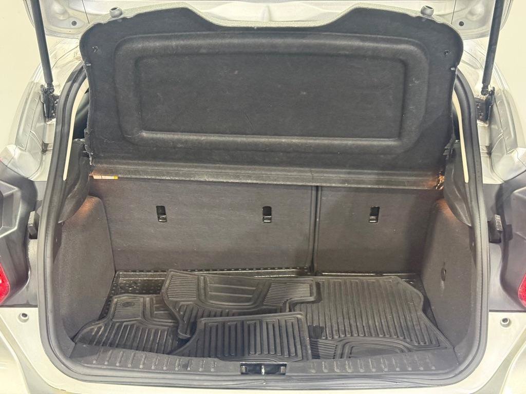 Used 2012 Ford Focus SE FWD image 37