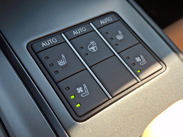 New 2026 Lexus UX 300h AWD image 12